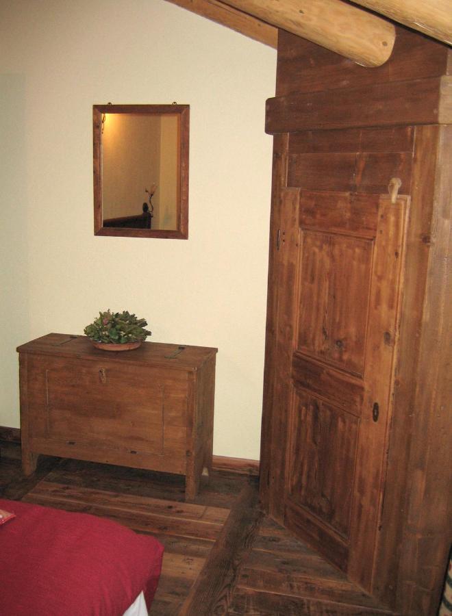 Les Chevreuils Apartment Арвиер Екстериор снимка